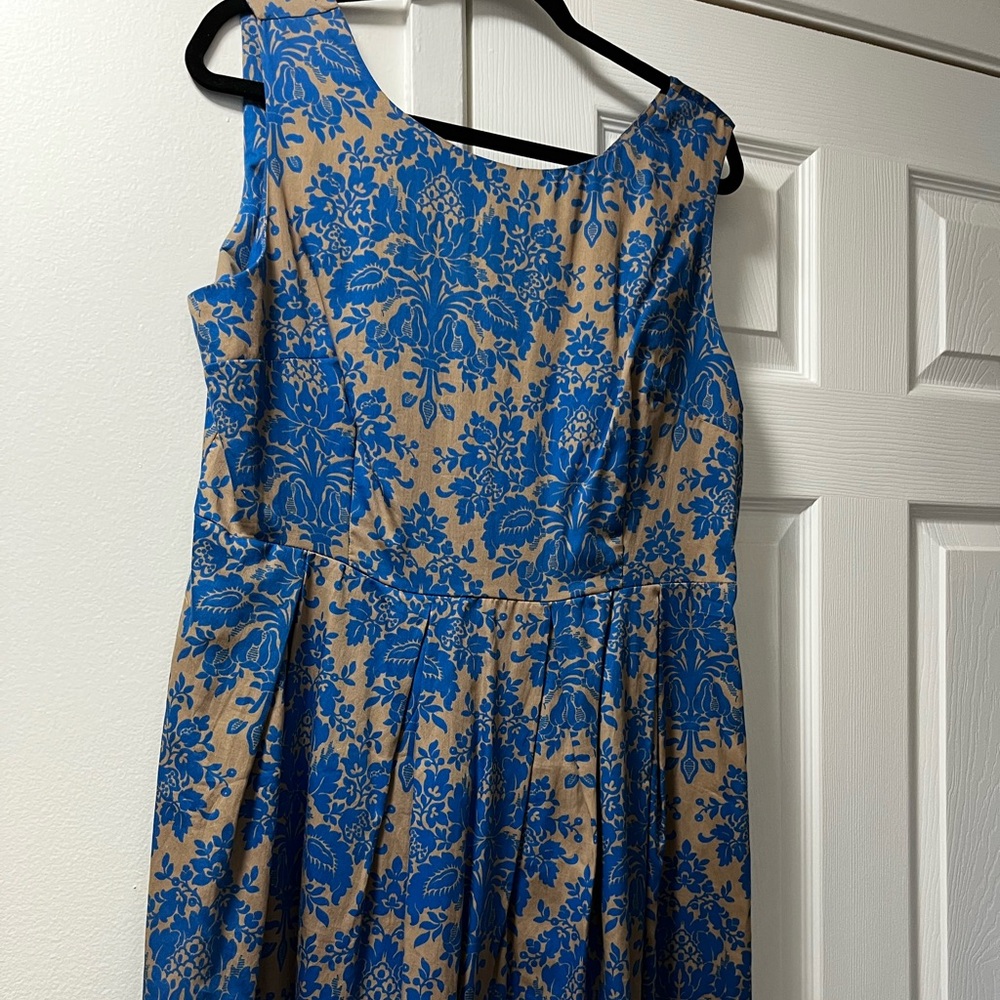Dorothy Perkins Blue and Tan Midi Dress